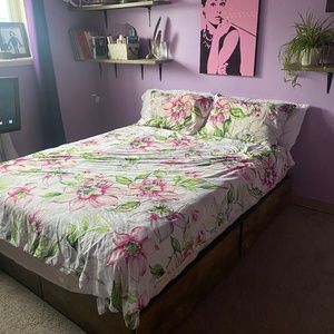 Duvet cover and two pillowcases